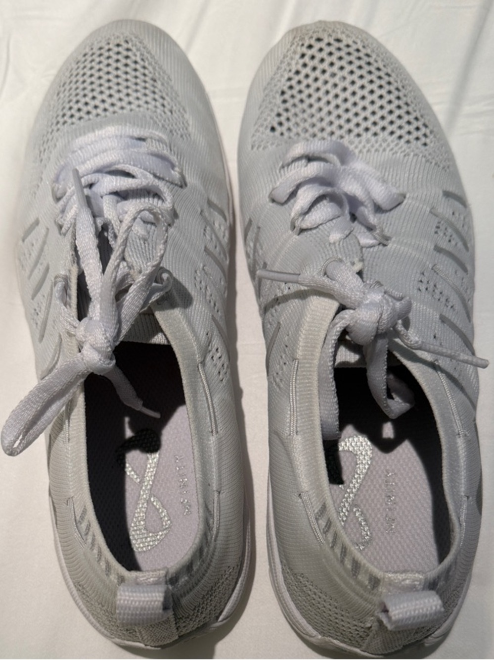 Nfinity Flyte cheer shoes size 8.5 EUC just worn for photos